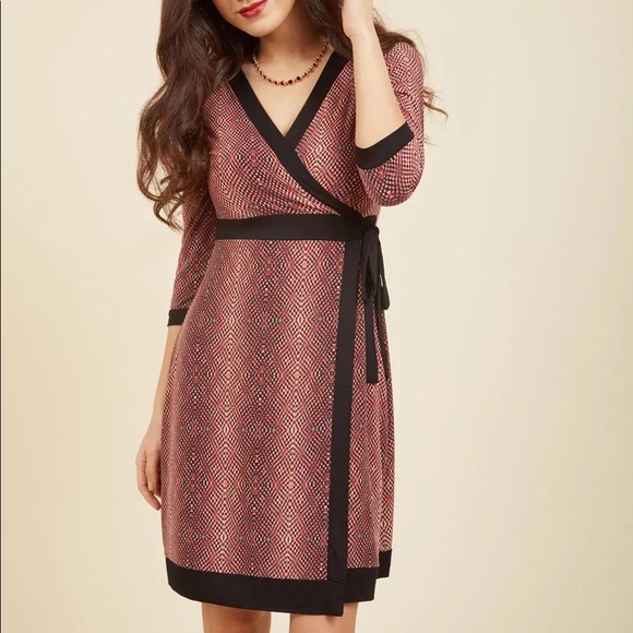 2/$20 Modcloth Statement Operating Procedure Dress - Picture 2 of 16